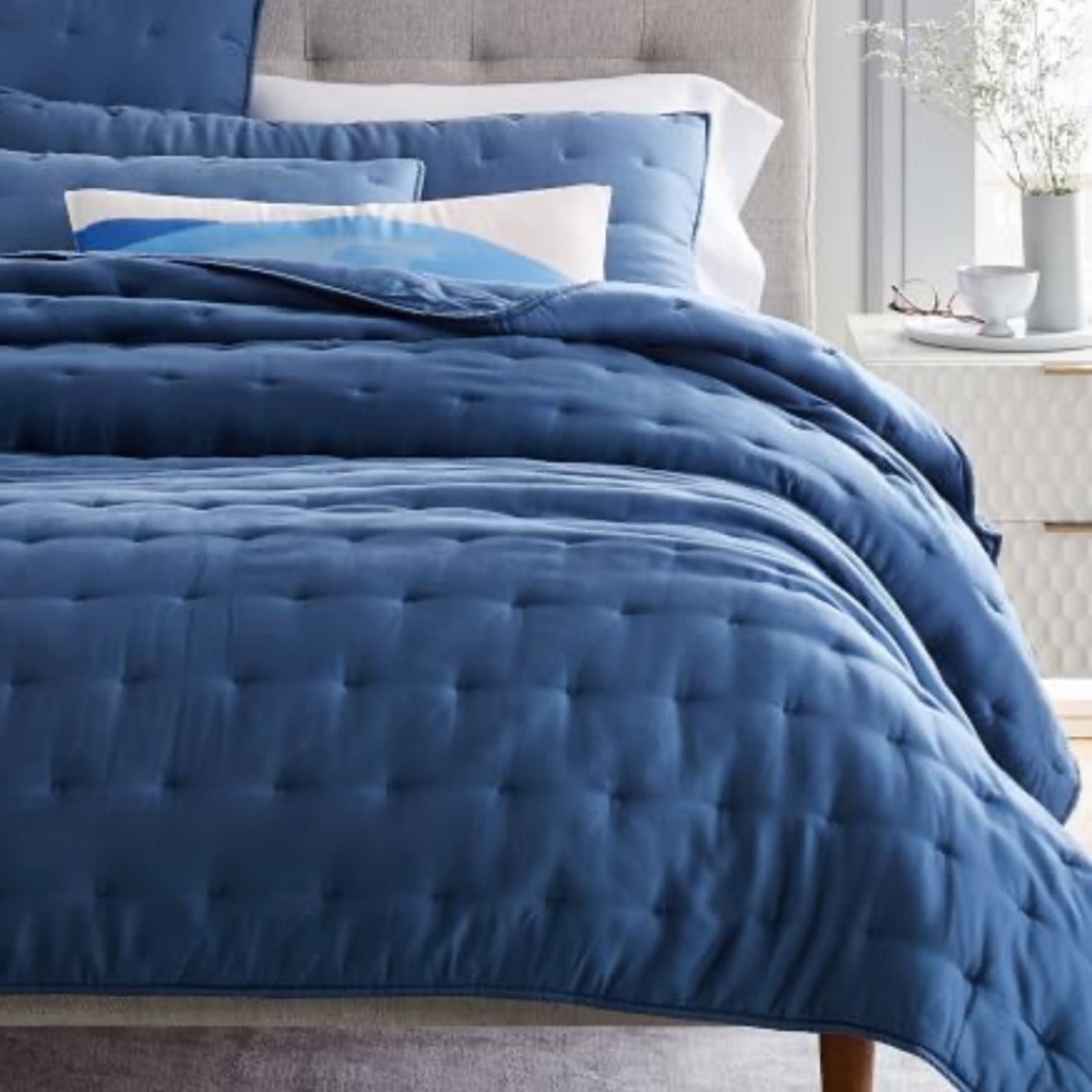 Tencel Crescent Stitch King Quilt (only)